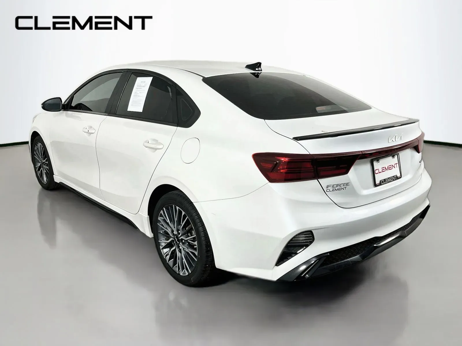 Kia Forte photo 9