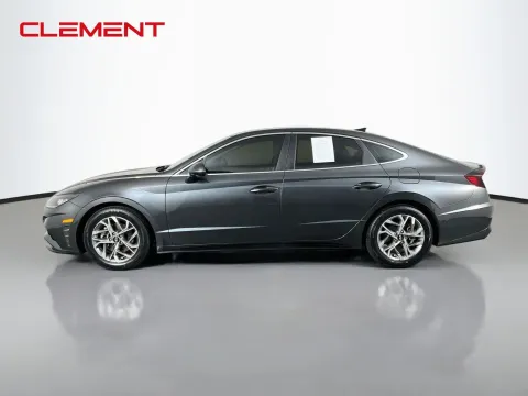 More photos of 2022 Hyundai Sonata SEL at Clement Pre-Owned, MO