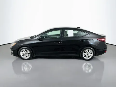 More photos of 2020 Hyundai Elantra SEL at Clement Pre-Owned, MO