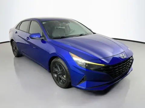 Another view of 2022 Hyundai Elantra SEL for sale in Florissant, MO at Clement Pre-Owned