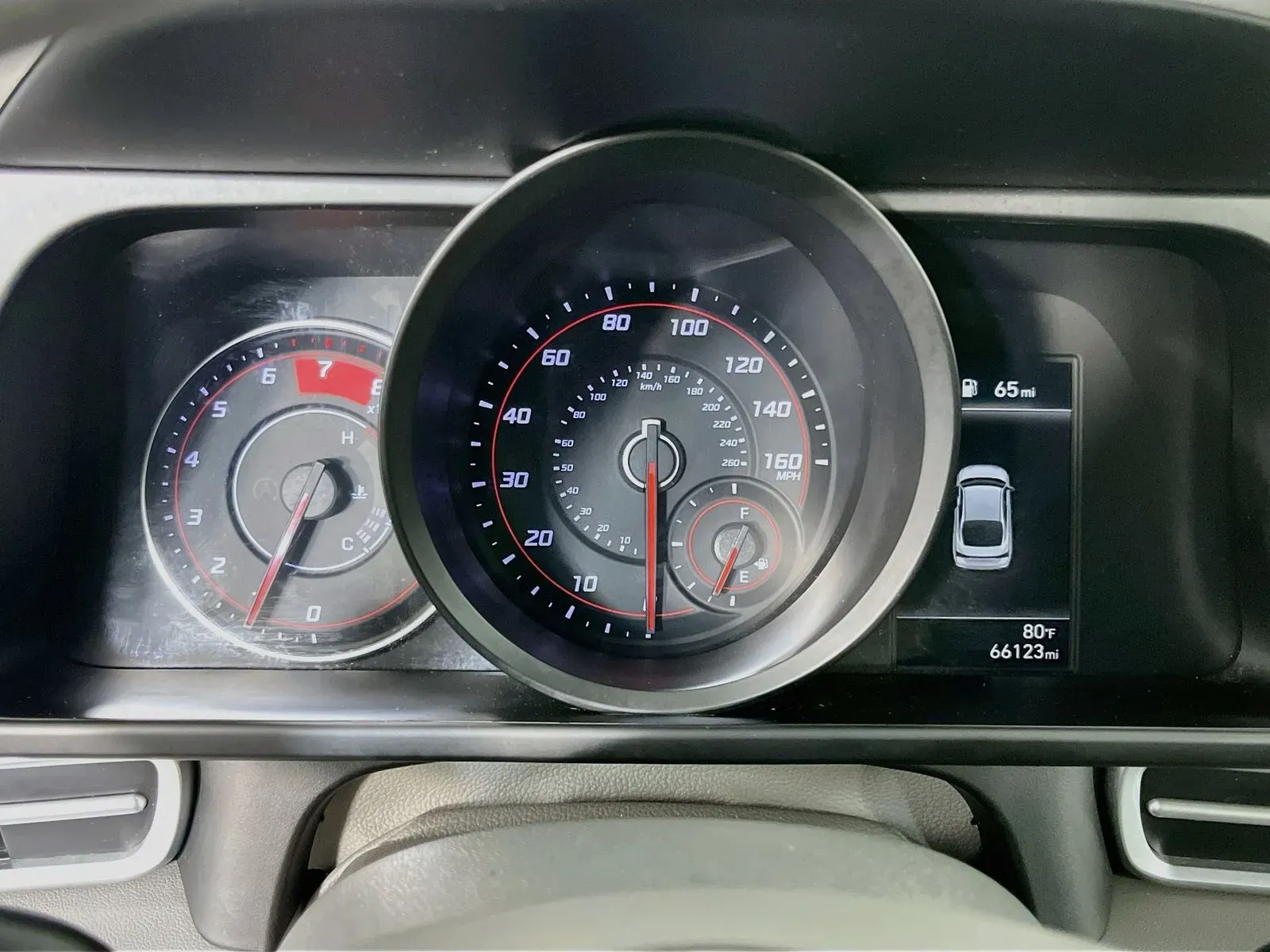 Hyundai Elantra photo 15
