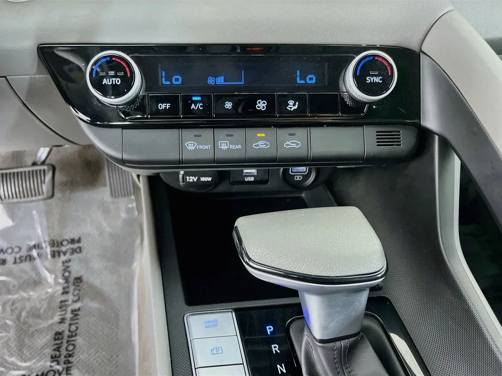Hyundai Elantra photo 19