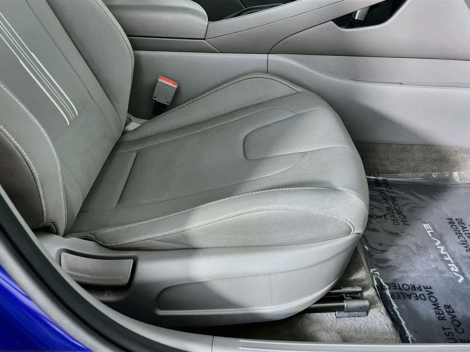 Hyundai Elantra photo 29