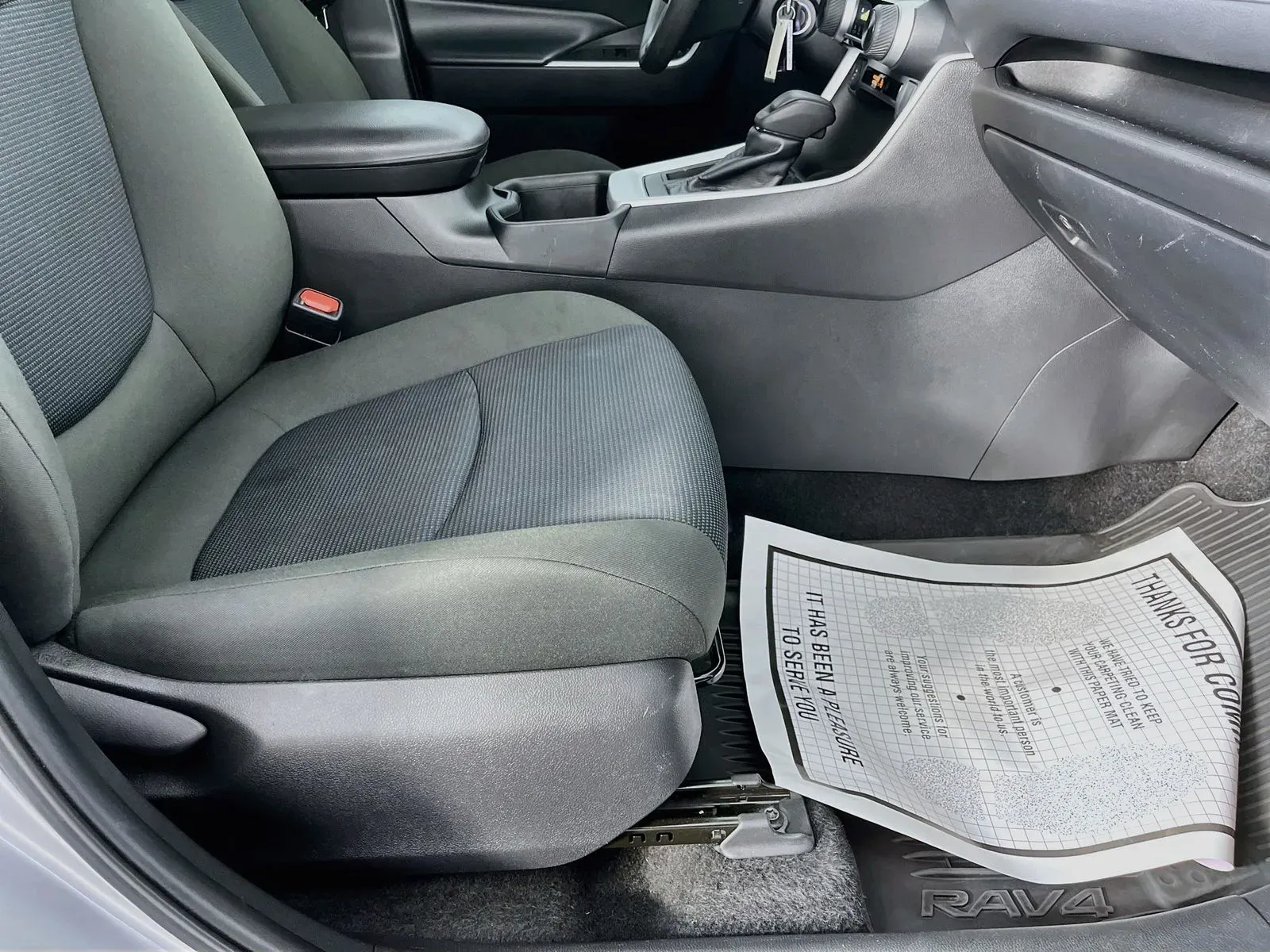 Toyota RAV4 photo 32