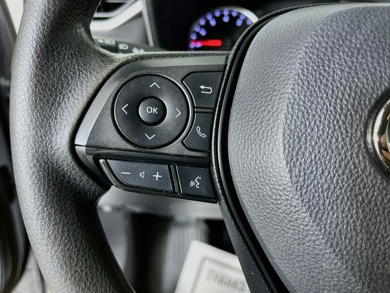 Toyota RAV4 photo 14