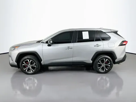 More photos of 2022 Toyota RAV4 LE at Clement Pre-Owned, MO