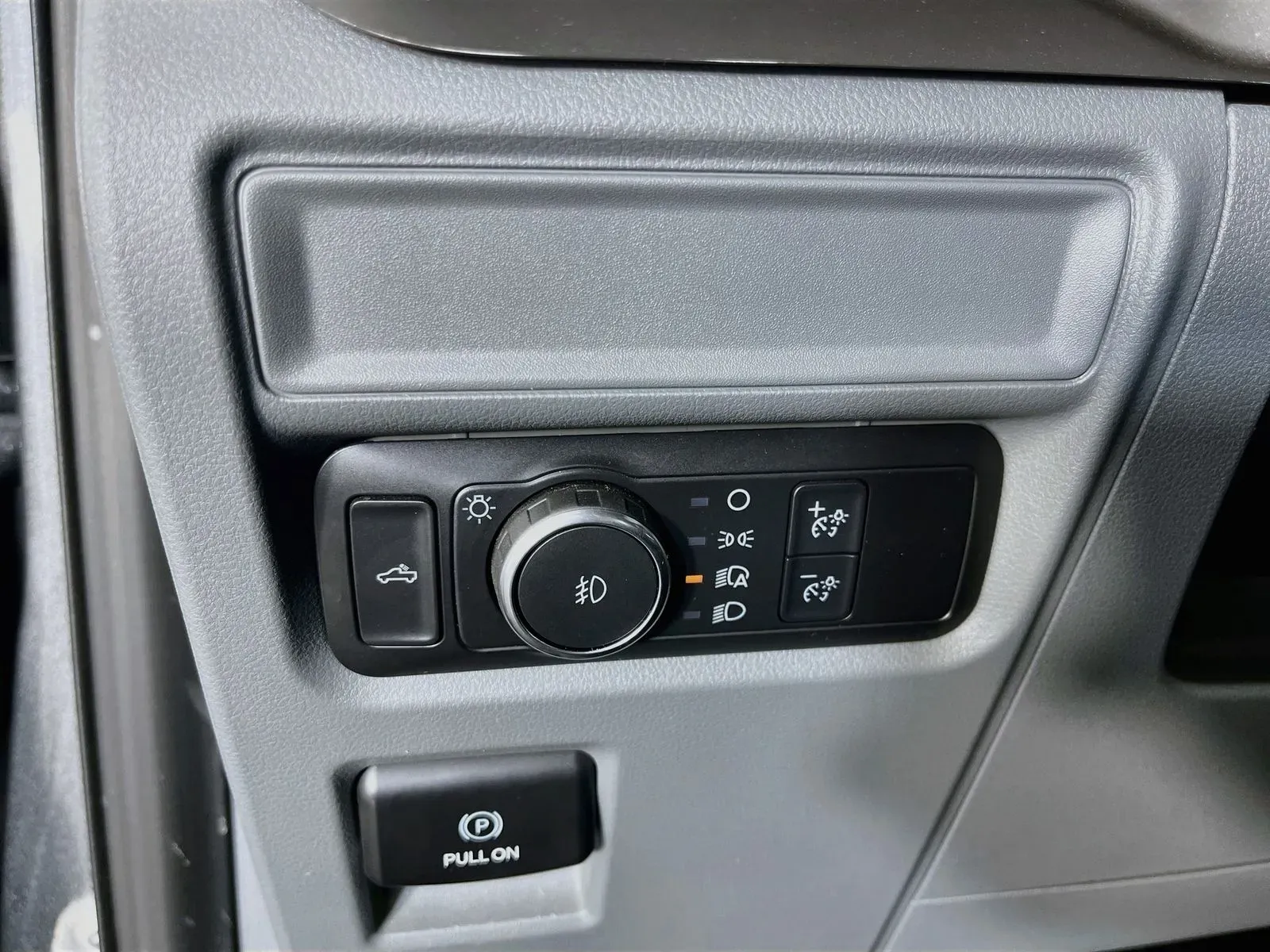 Ford F-150 photo 13
