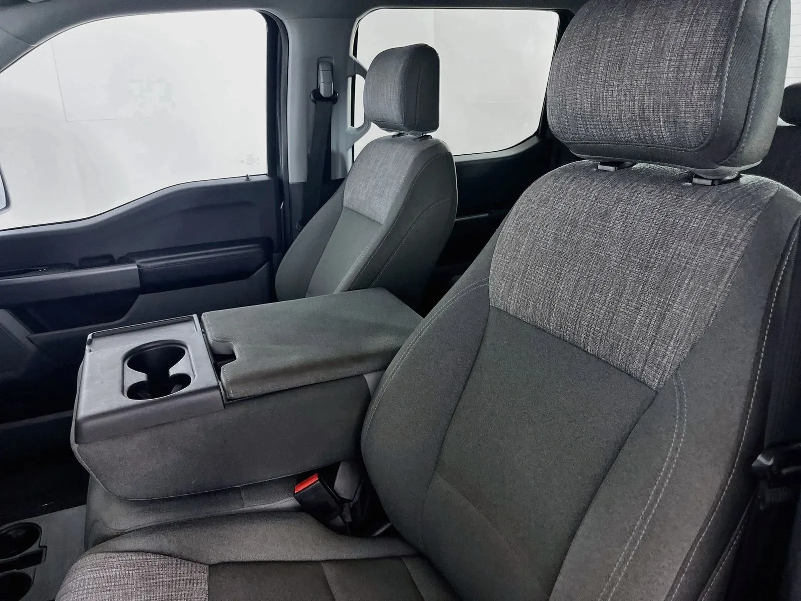 Ford F-150 photo 27