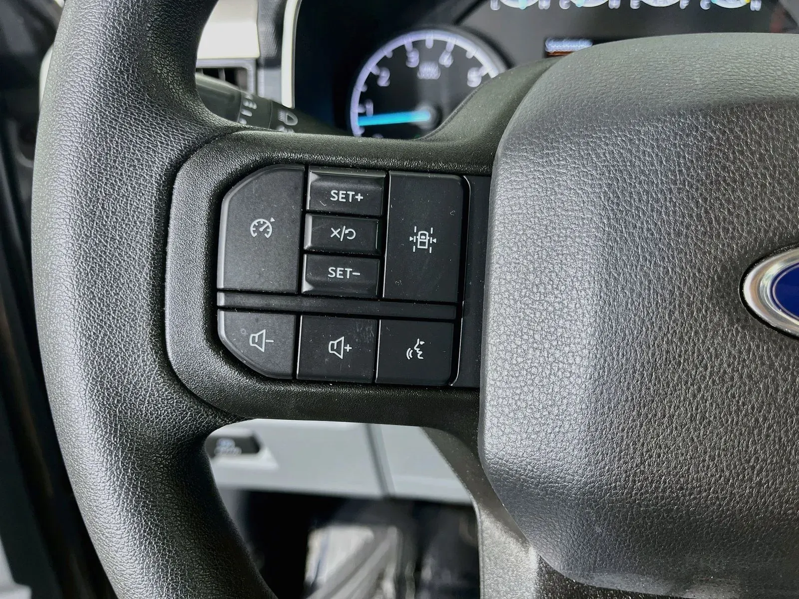 Ford F-150 photo 15