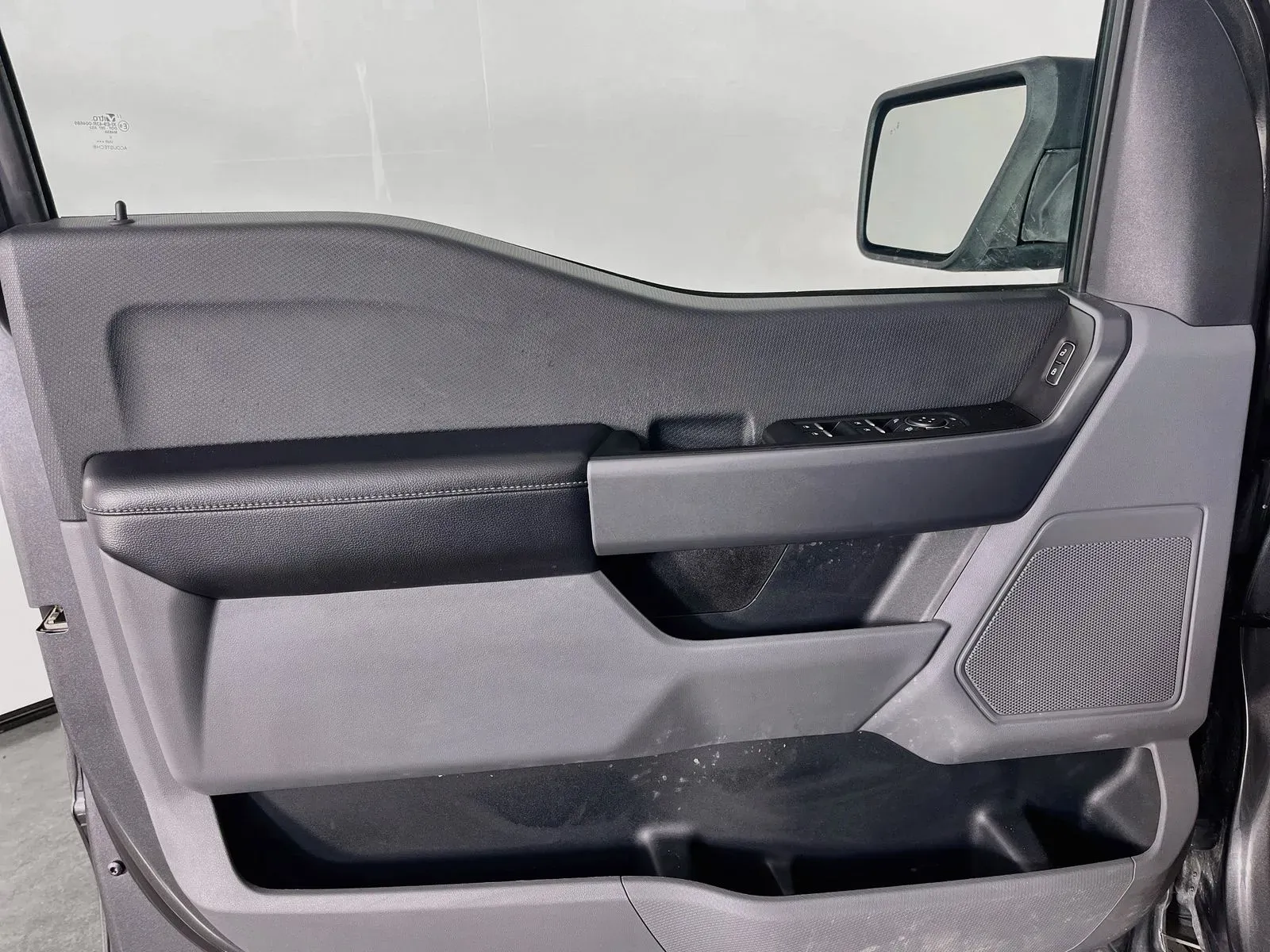 Ford F-150 photo 25
