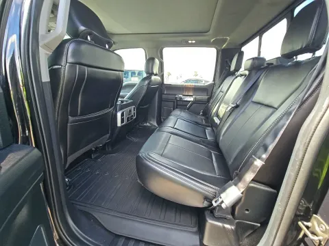 More photos of 2020 Ford F-150 Lariat at Clement Pre-Owned, MO