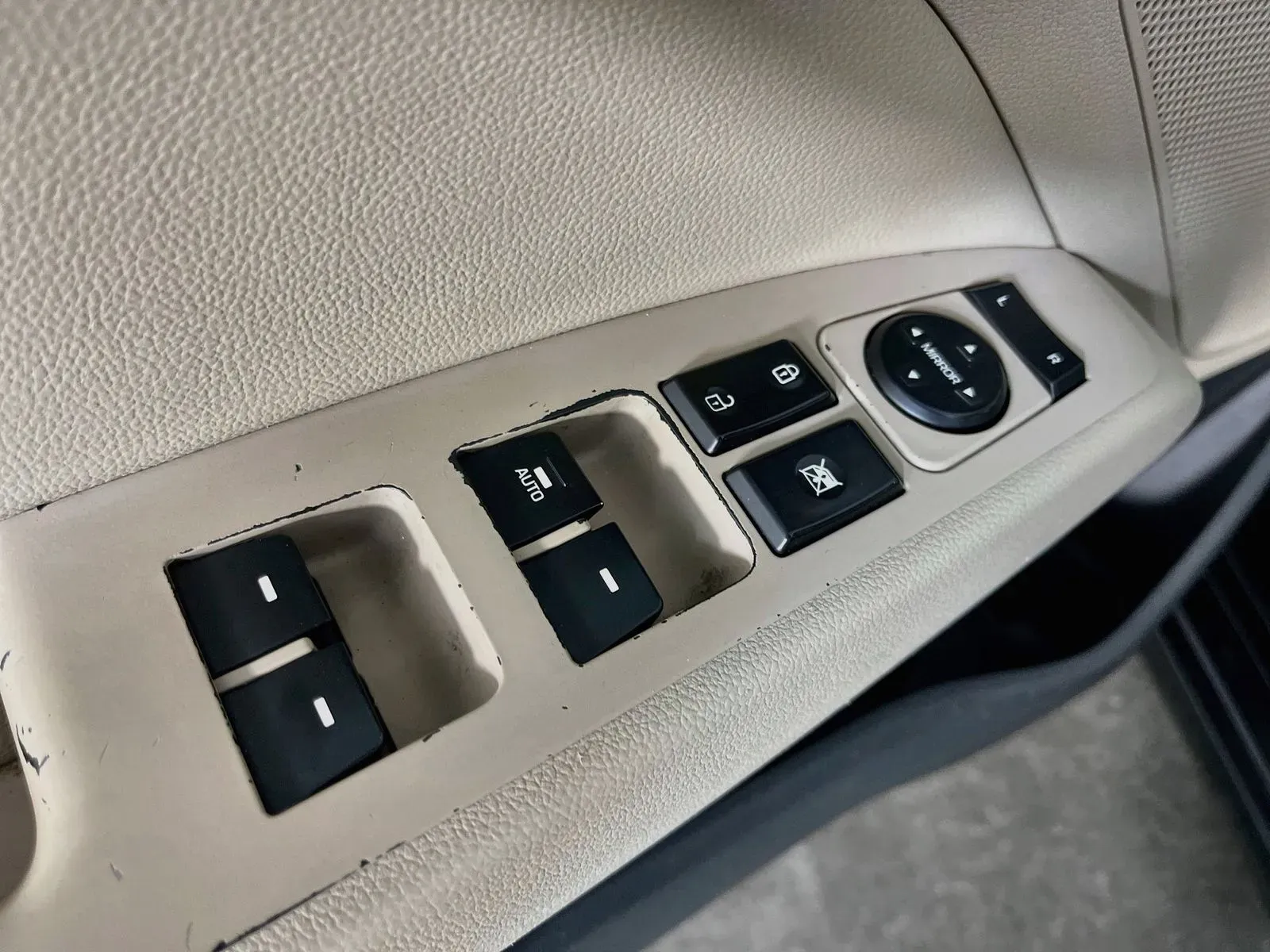 Hyundai Elantra photo 27