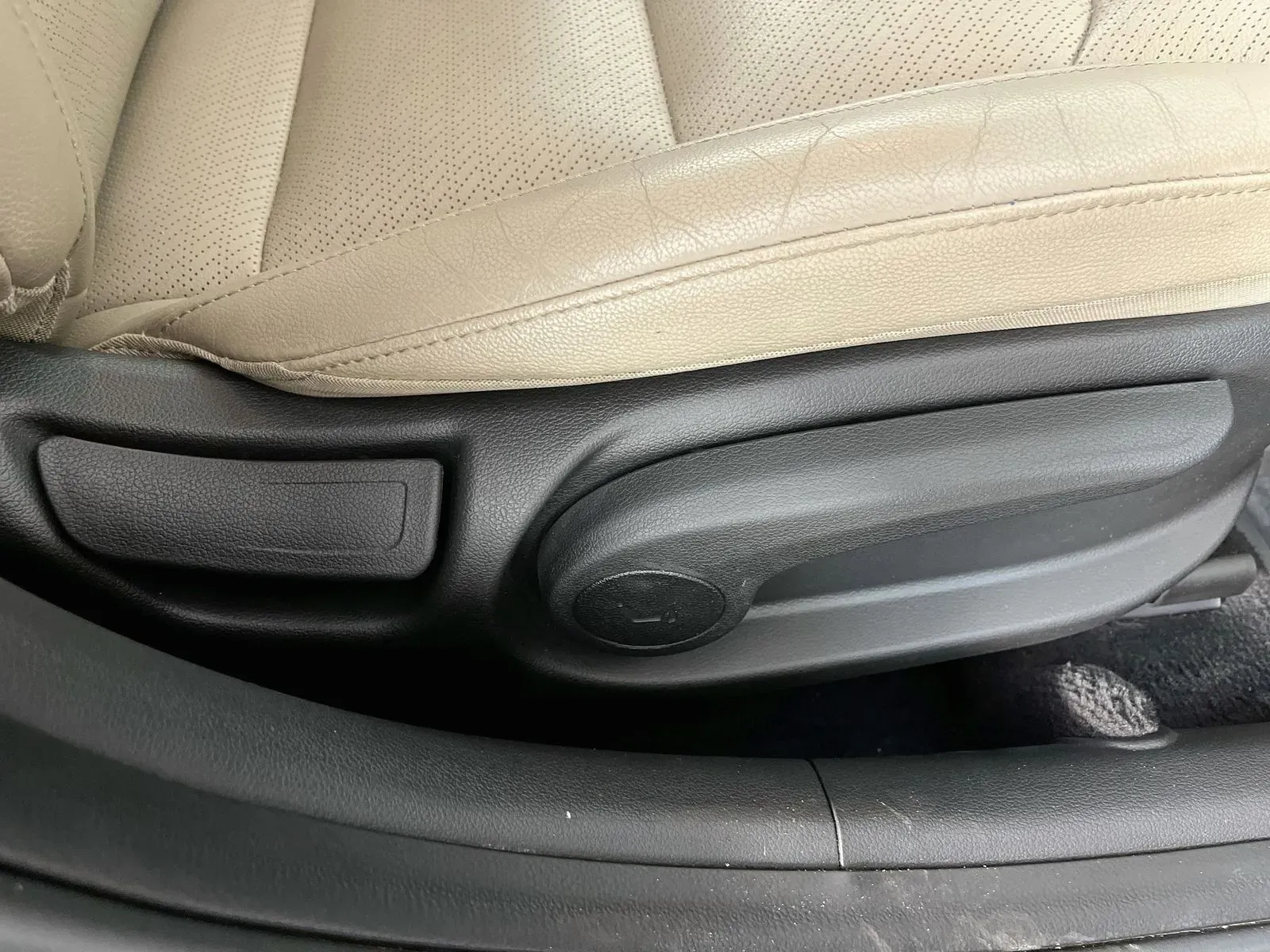 Hyundai Elantra photo 34
