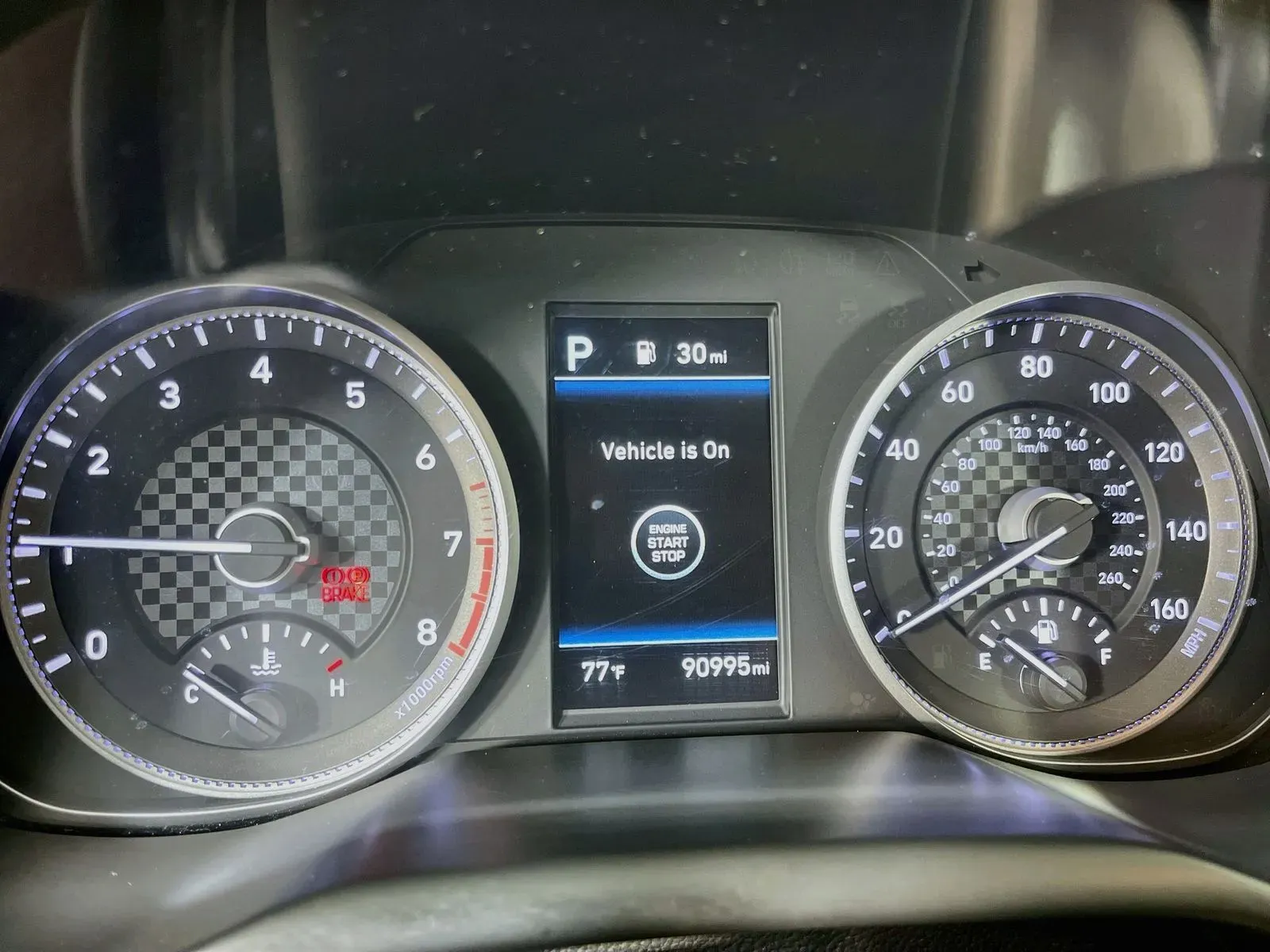 Hyundai Elantra photo 18