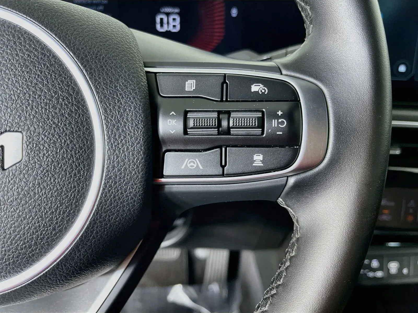 Kia K5 photo 15