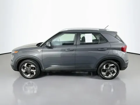 More photos of 2025 Hyundai Venue SEL at Clement Pre-Owned, MO