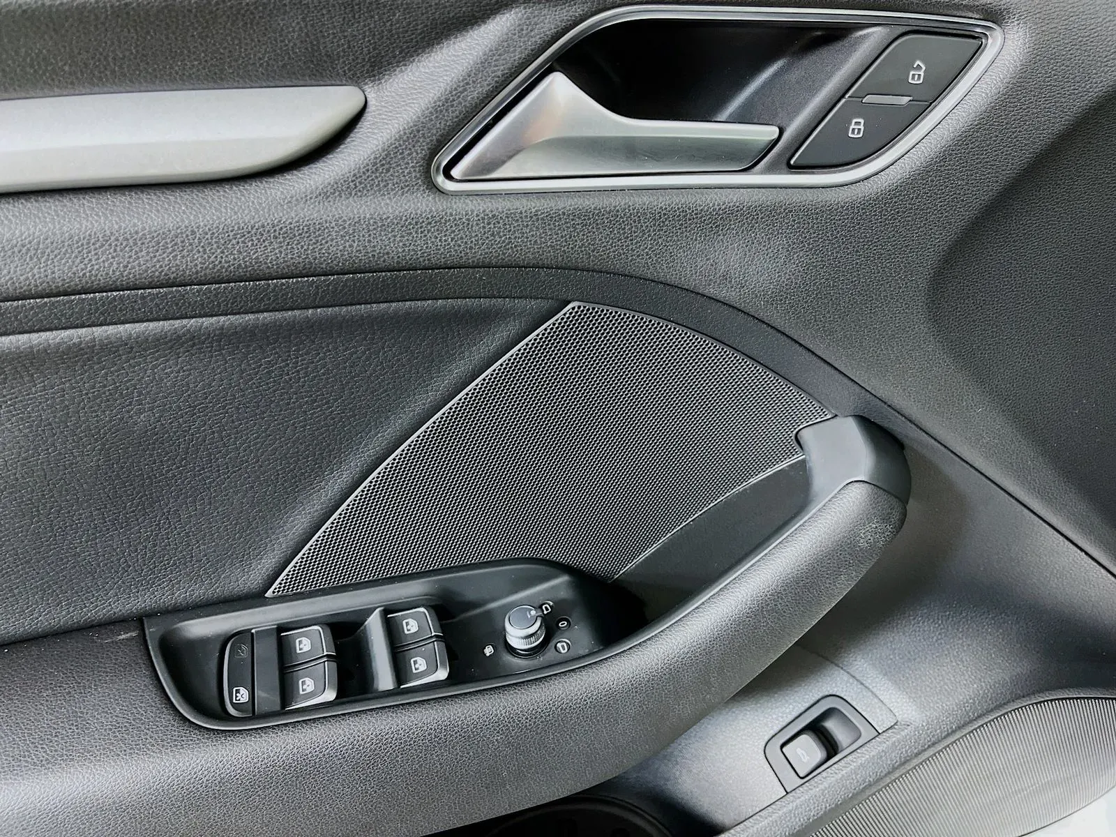 Audi A3 photo 25