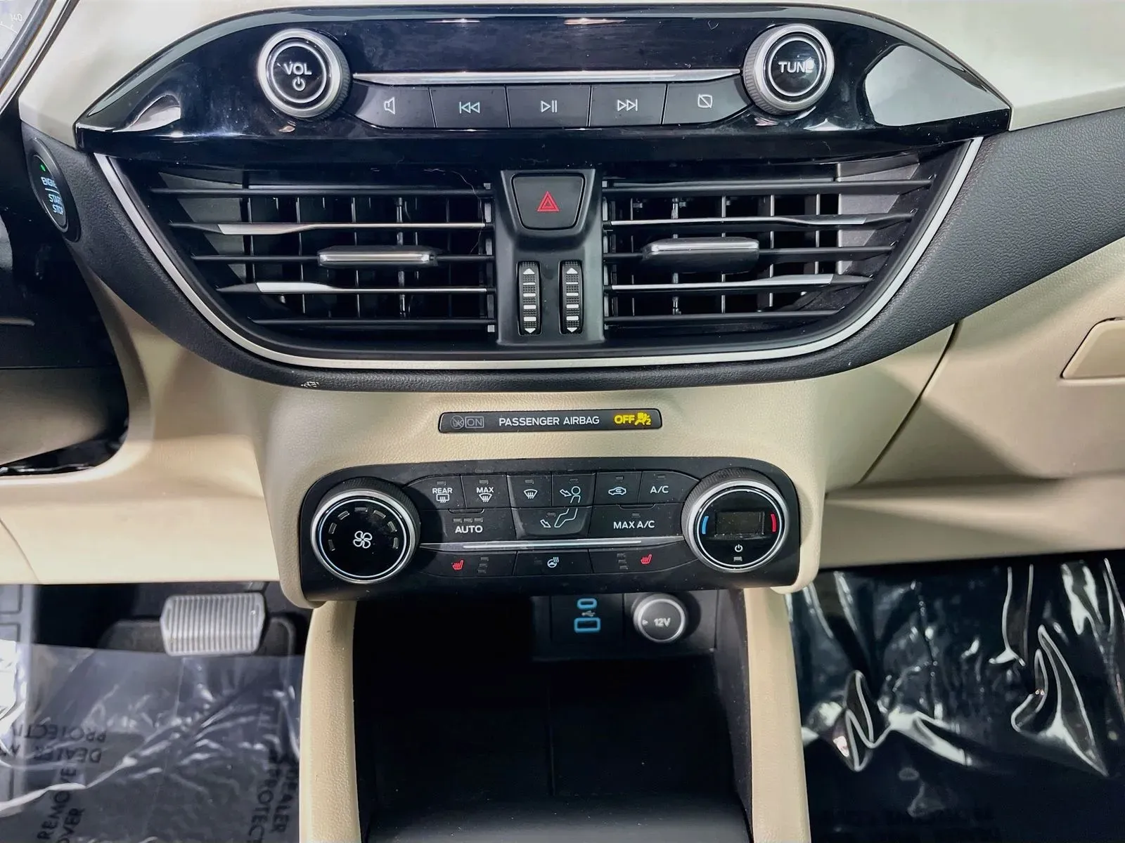 Ford Escape photo 22