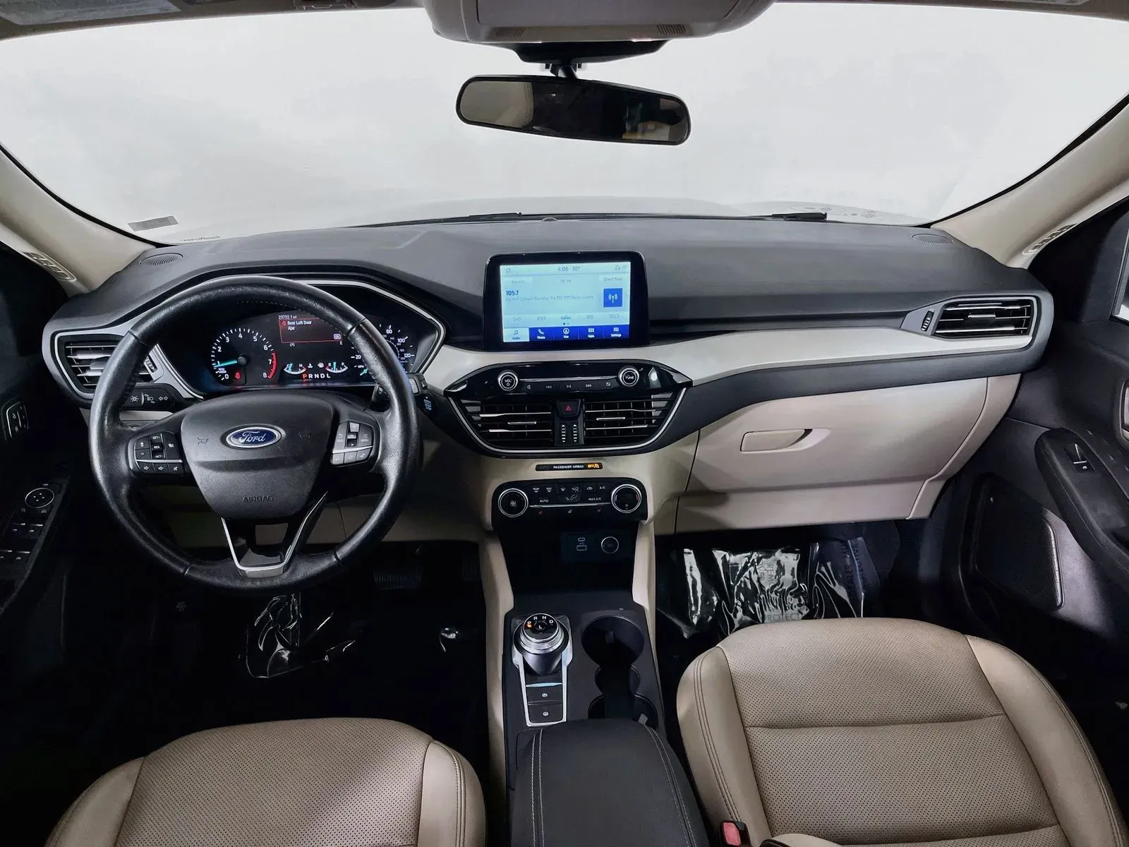 Ford Escape photo 12
