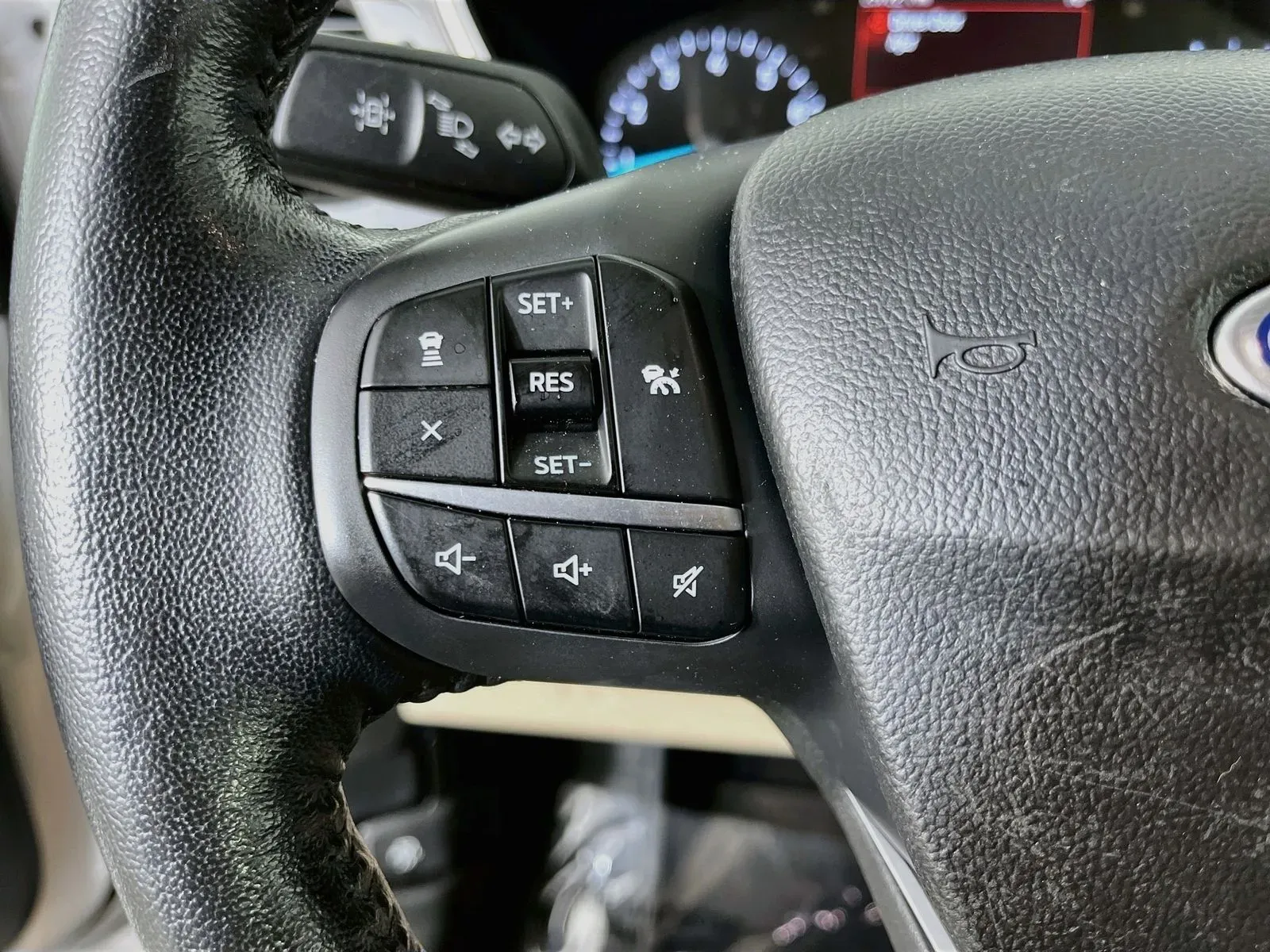 Ford Escape photo 15