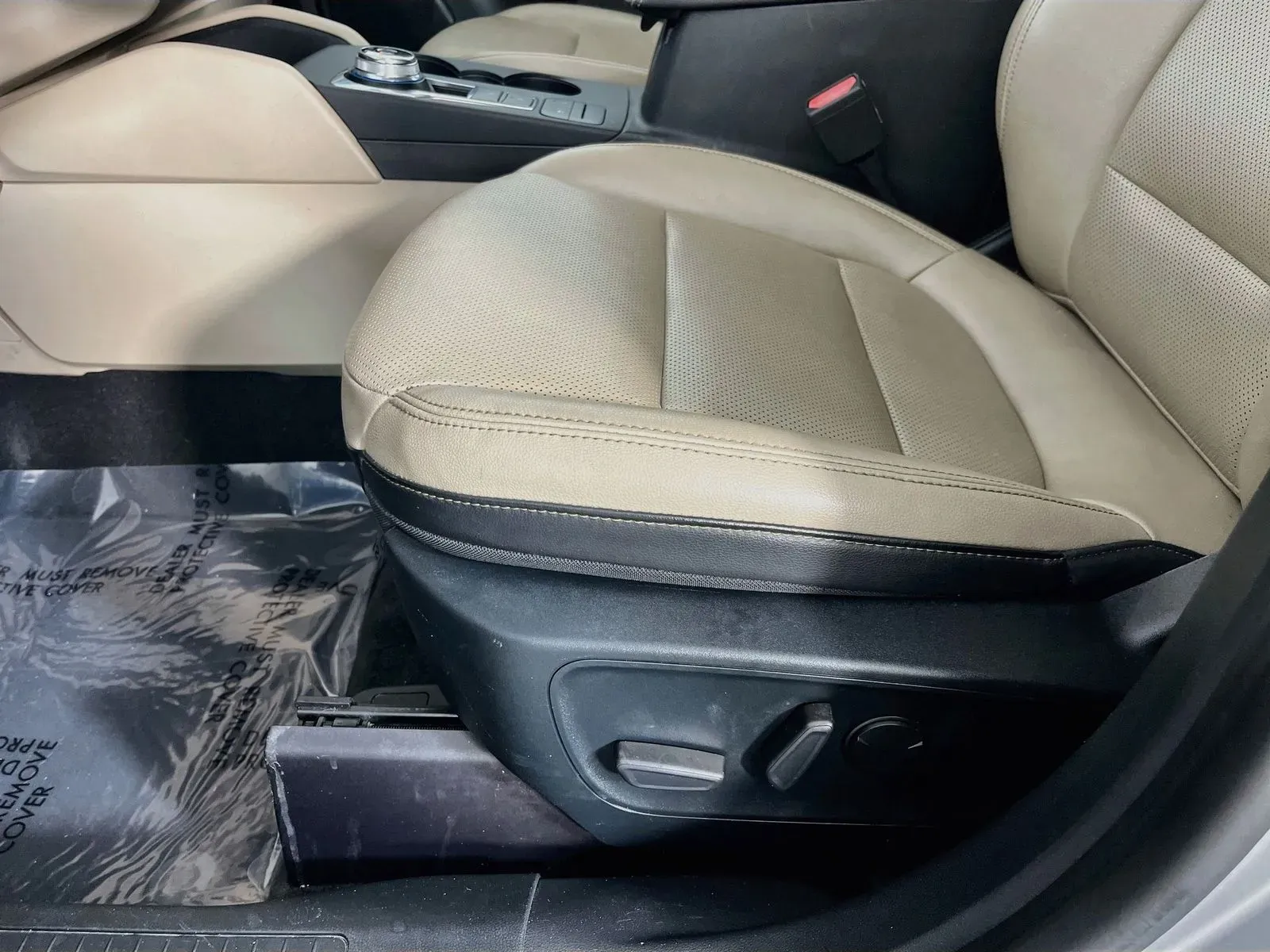 Ford Escape photo 26