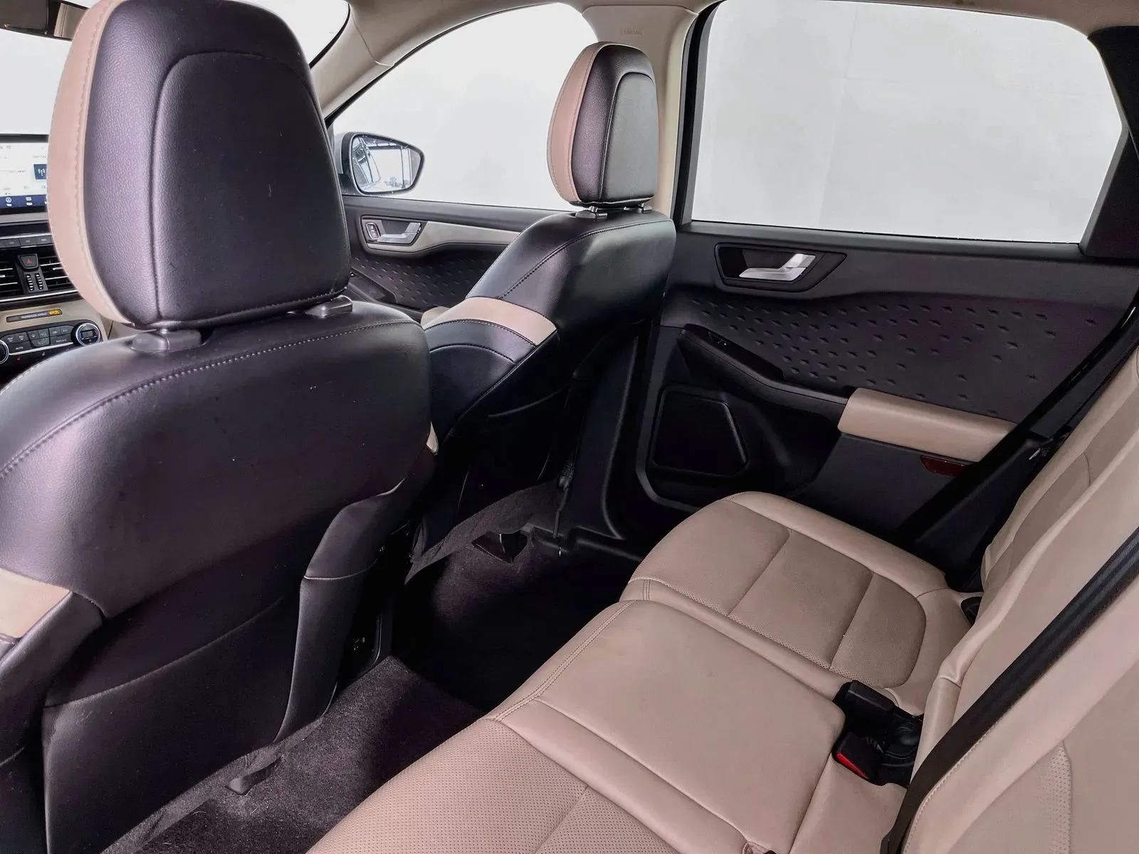 Ford Escape photo 31