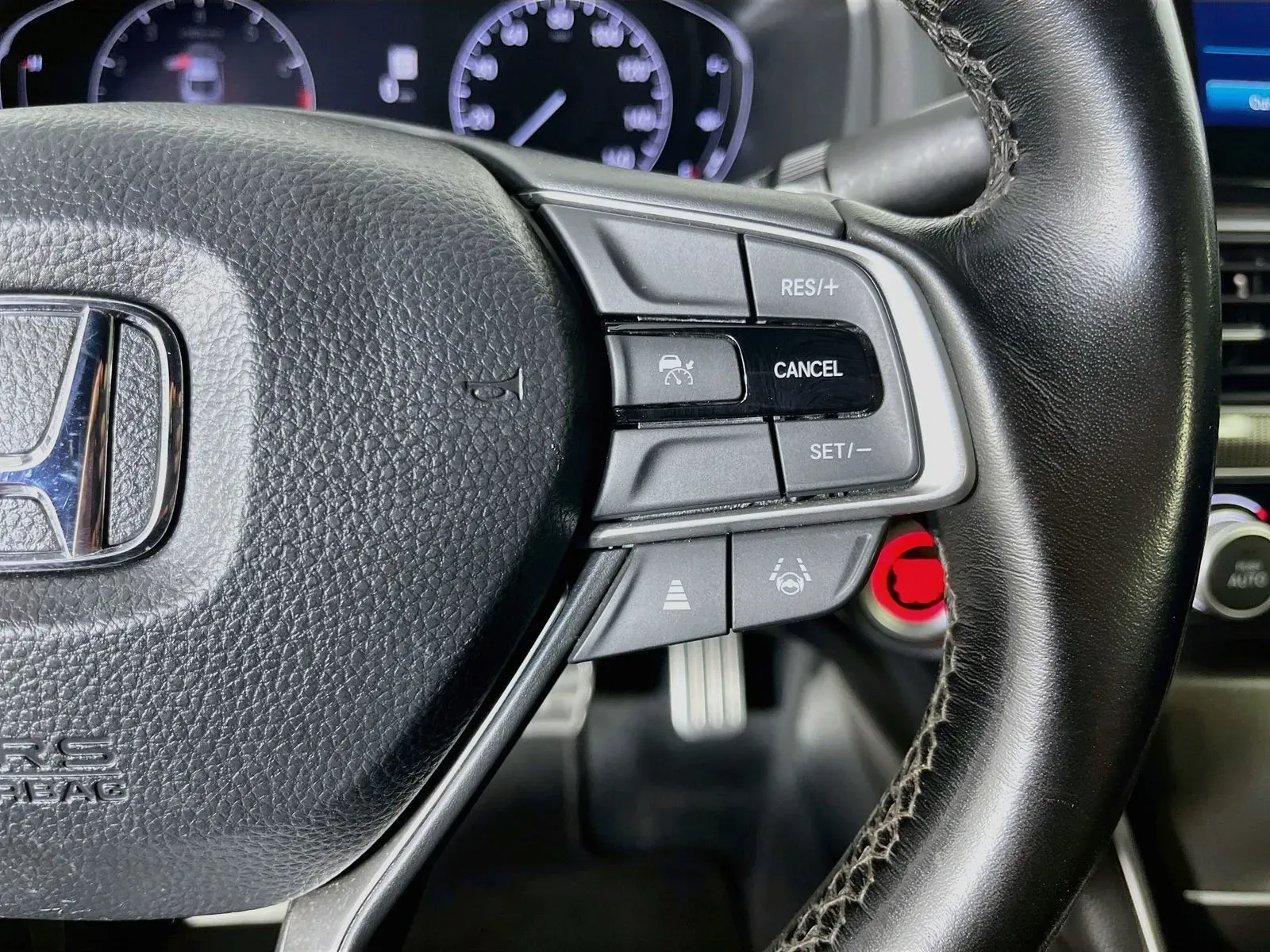 Honda Accord photo 17