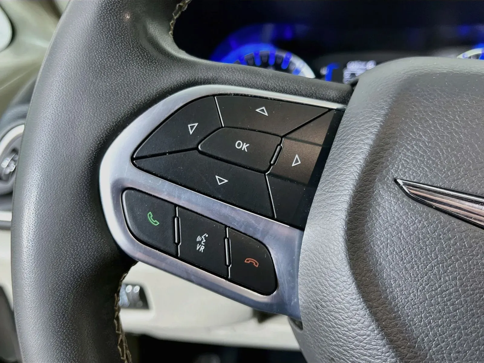 Chrysler Voyager photo 15