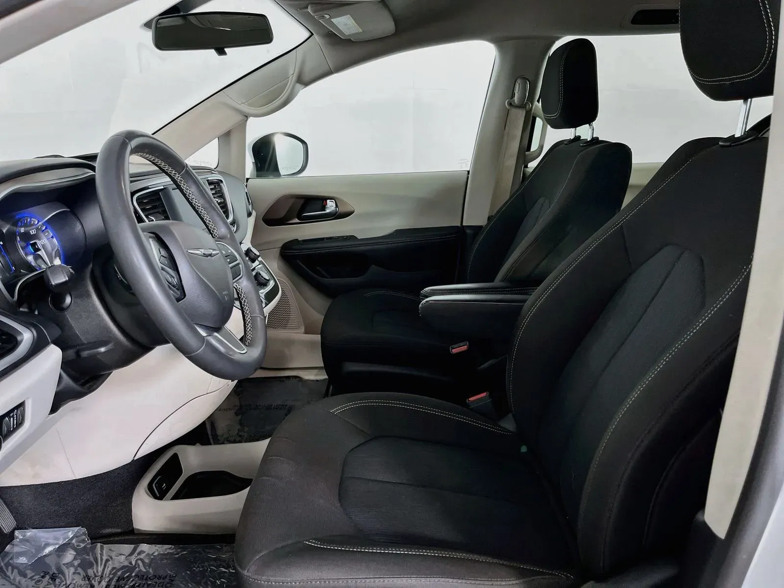 Chrysler Voyager photo 28