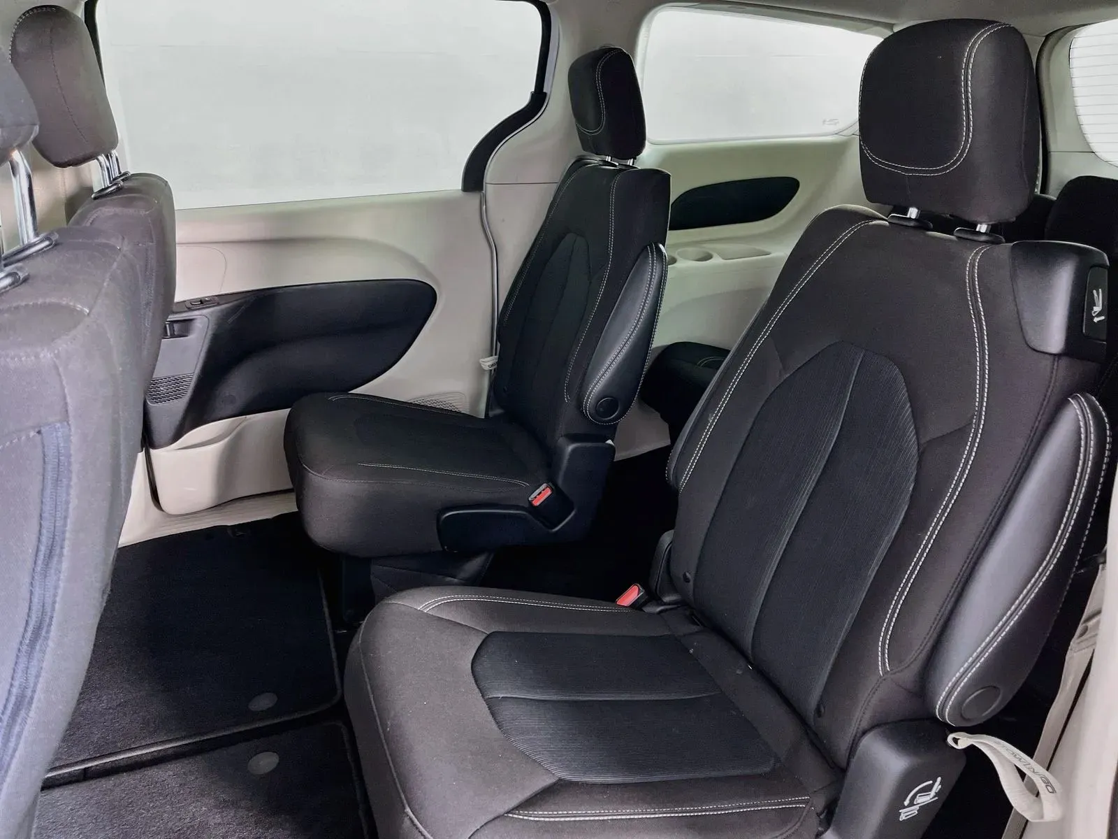 Chrysler Voyager photo 31