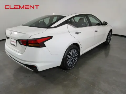 More photos of 2025 Nissan Altima 2.5 SV at Clement Pre-Owned, MO