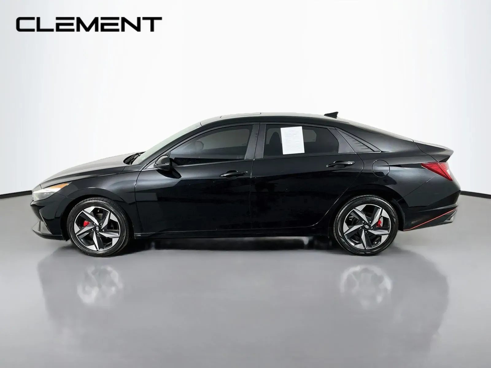 Hyundai Elantra photo 5