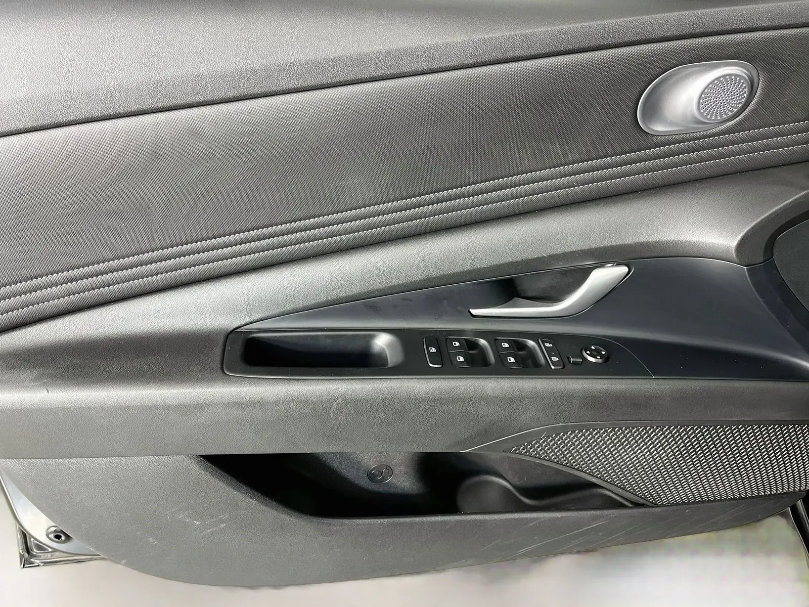 Hyundai Elantra photo 28