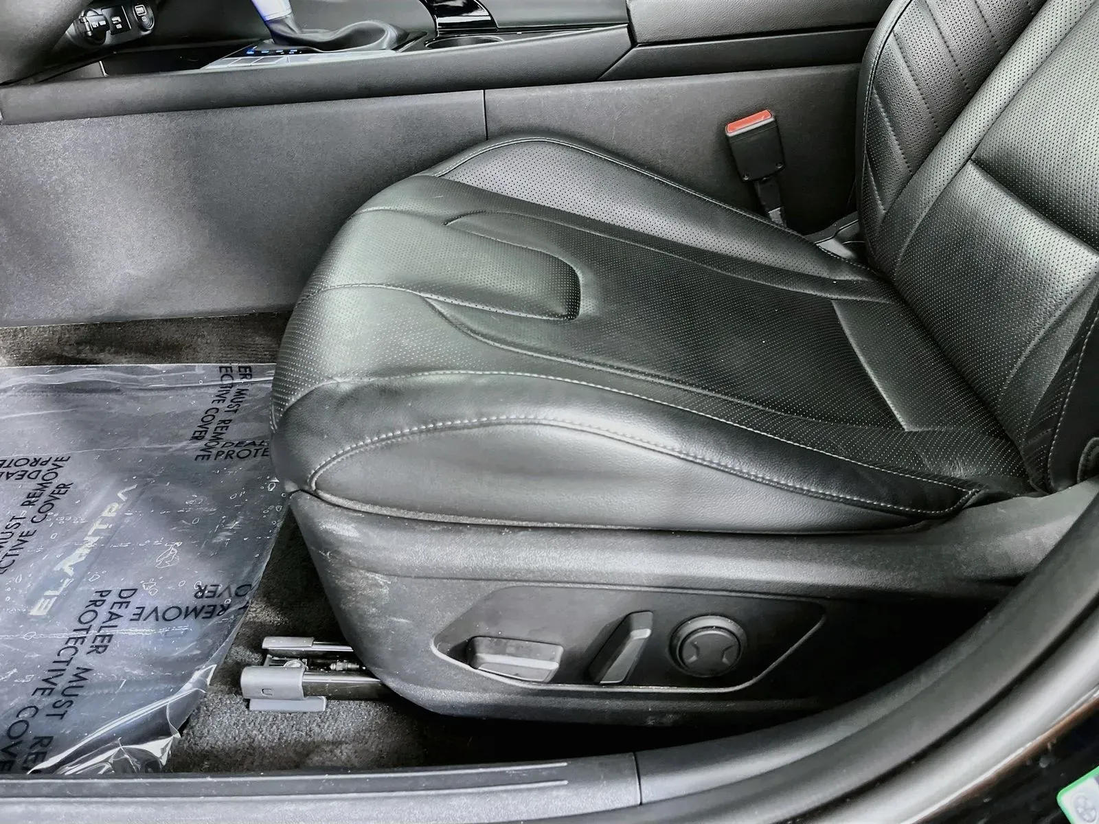 Hyundai Elantra photo 29