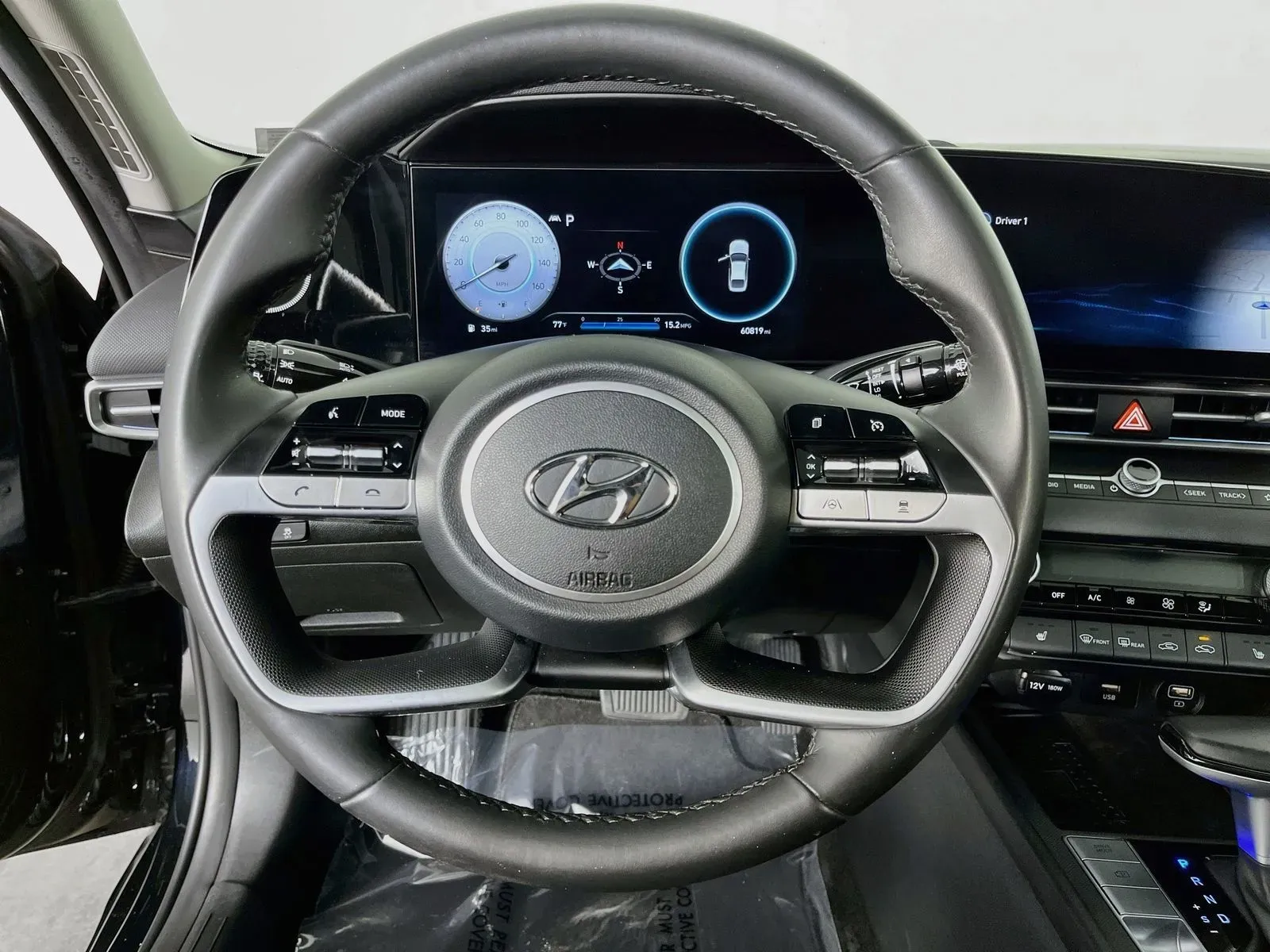 Hyundai Elantra photo 14