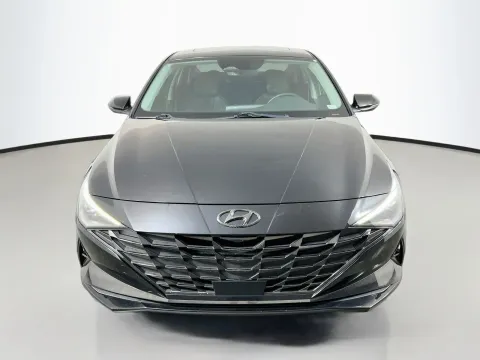 Photos of 2022 Hyundai Elantra Limited for sale in Florissant, MO at Clement Pre-Owned