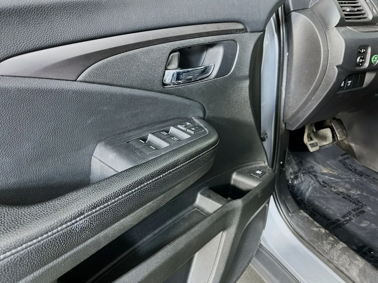 Honda Ridgeline photo 25