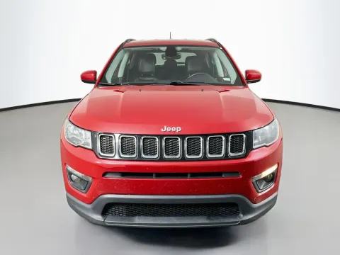 Photos of 2018 Jeep Compass Latitude for sale in Florissant, MO at Clement Pre-Owned
