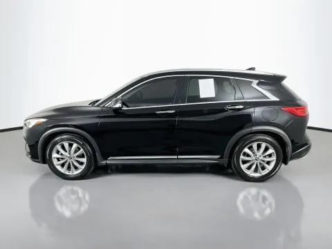 More photos of 2019 INFINITI QX50 LUXE at Clement Pre-Owned, MO