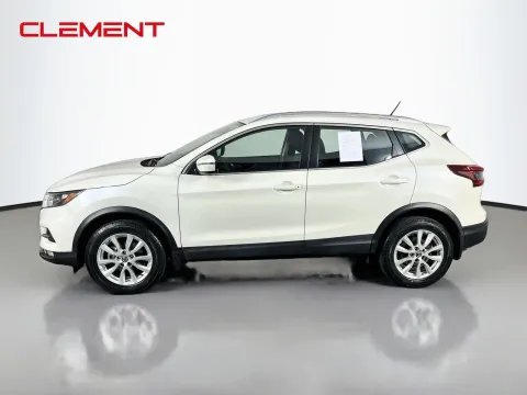 More photos of 2020 Nissan Rogue Sport SV at Clement Pre-Owned, MO