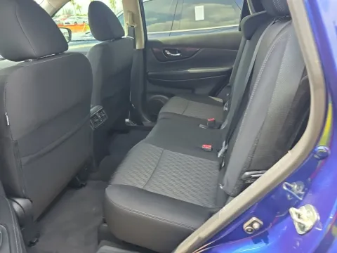 More photos of 2019 Nissan Rogue S at Clement Pre-Owned, MO