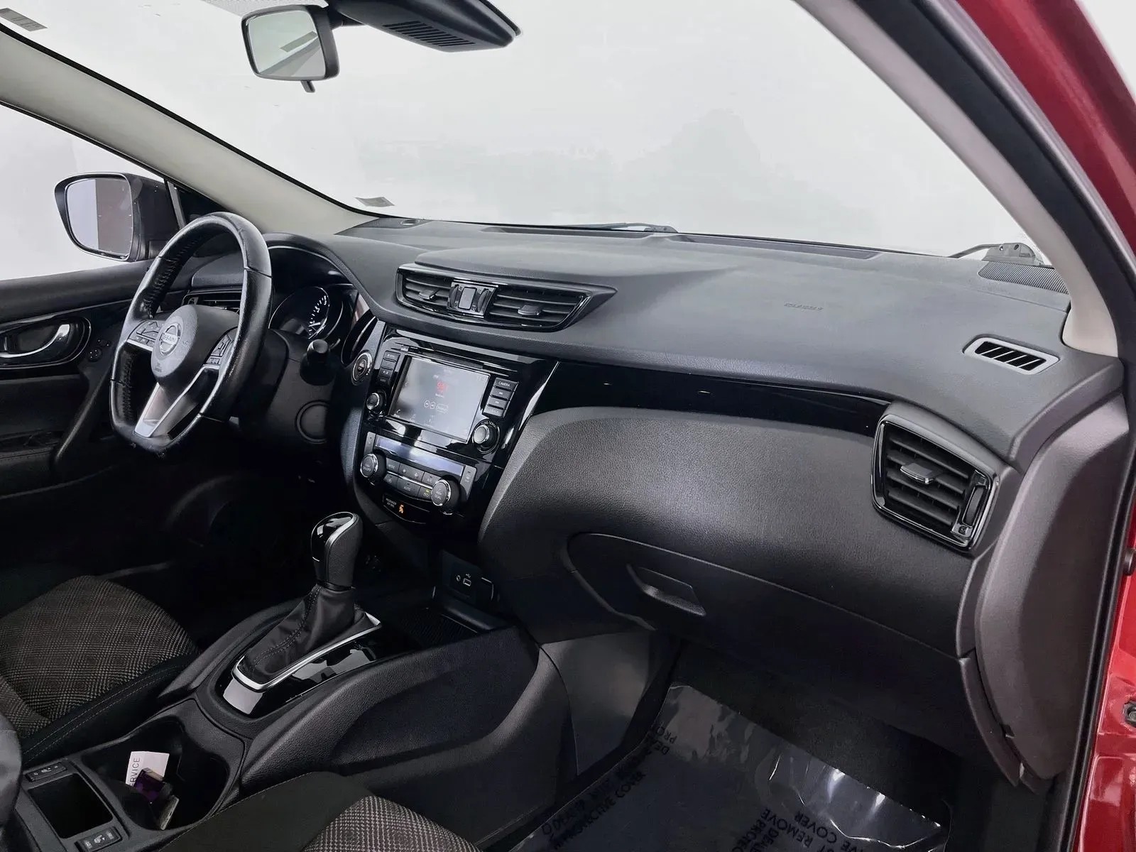 Nissan Rogue Sport photo 33