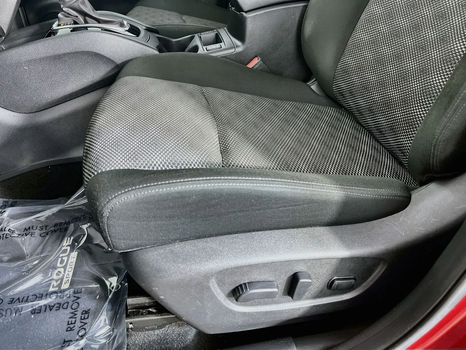 Nissan Rogue Sport photo 26