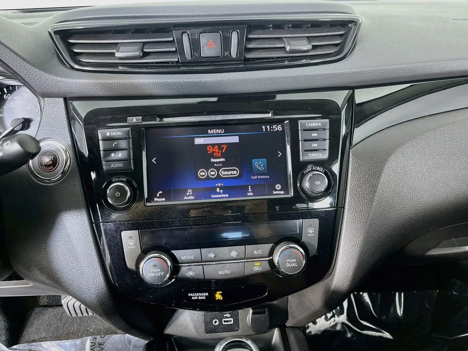 Nissan Rogue Sport photo 22