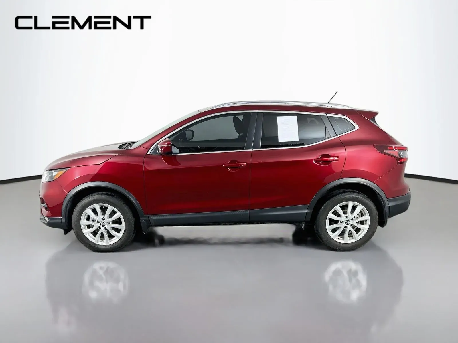 Nissan Rogue Sport photo 5