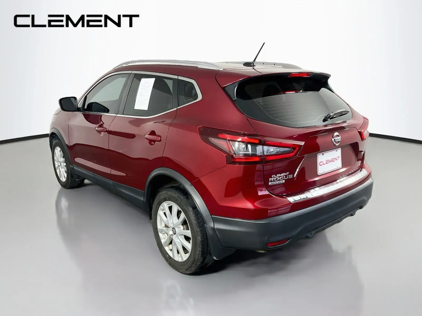 Nissan Rogue Sport photo 9