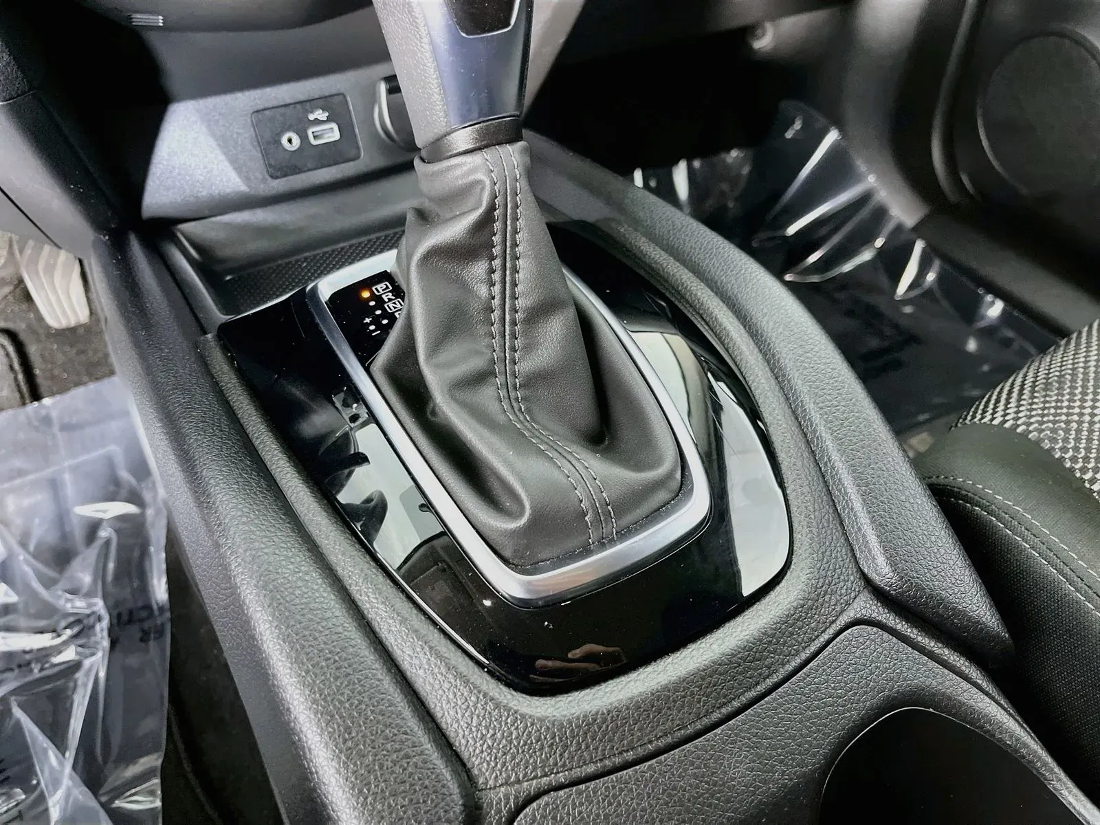 Nissan Rogue Sport photo 23