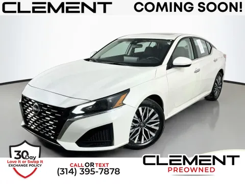 White 2025 Nissan Altima 2.5 SV for sale in Florissant, MO