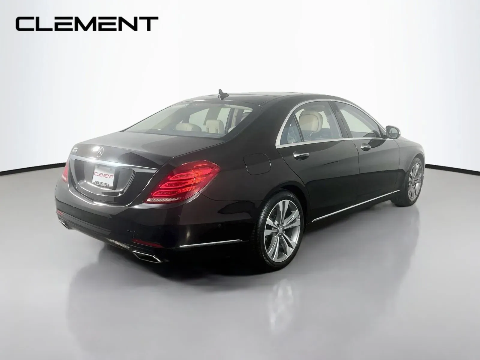 Mercedes-Benz S-Class photo 7