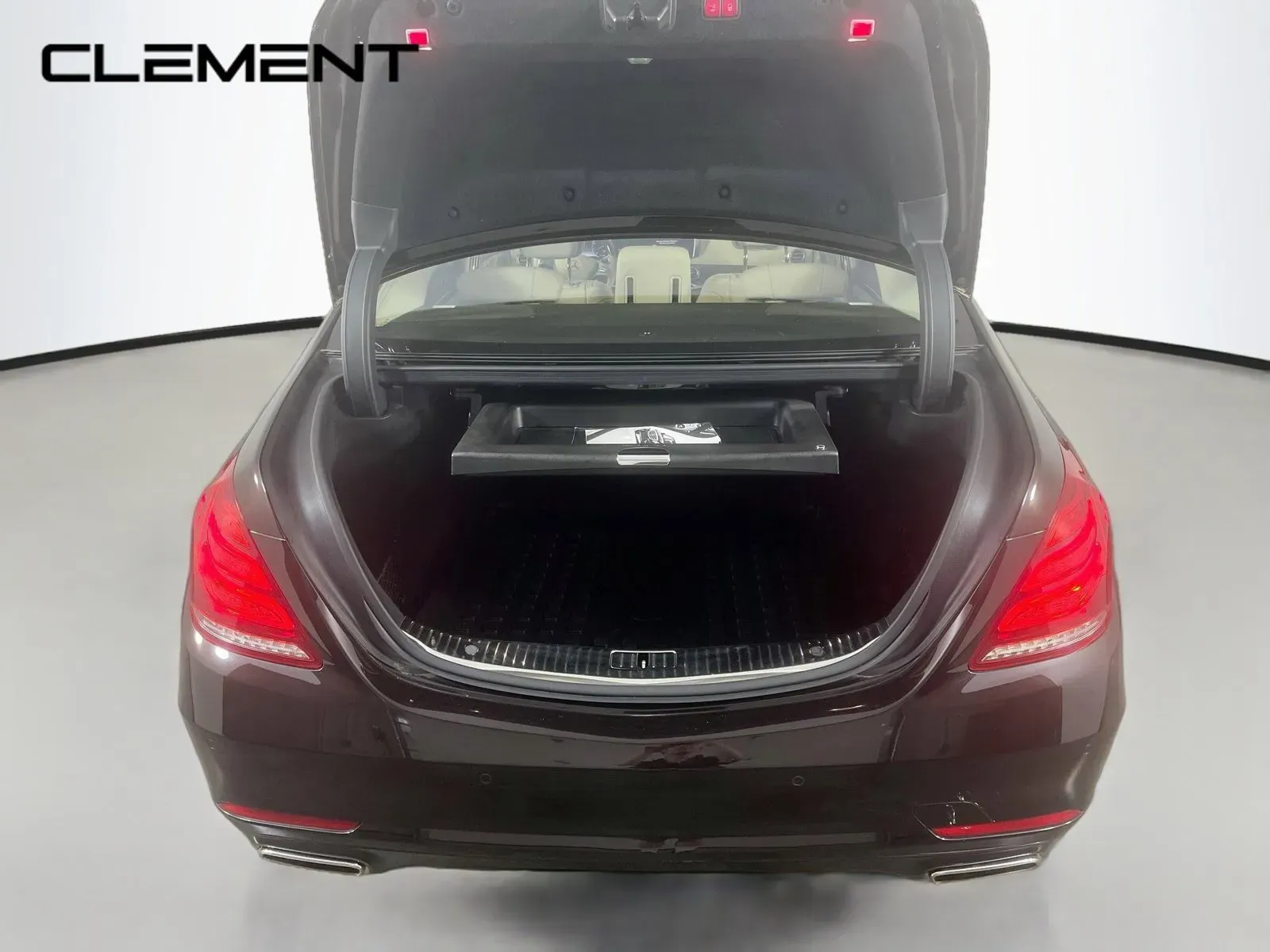 Mercedes-Benz S-Class photo 10